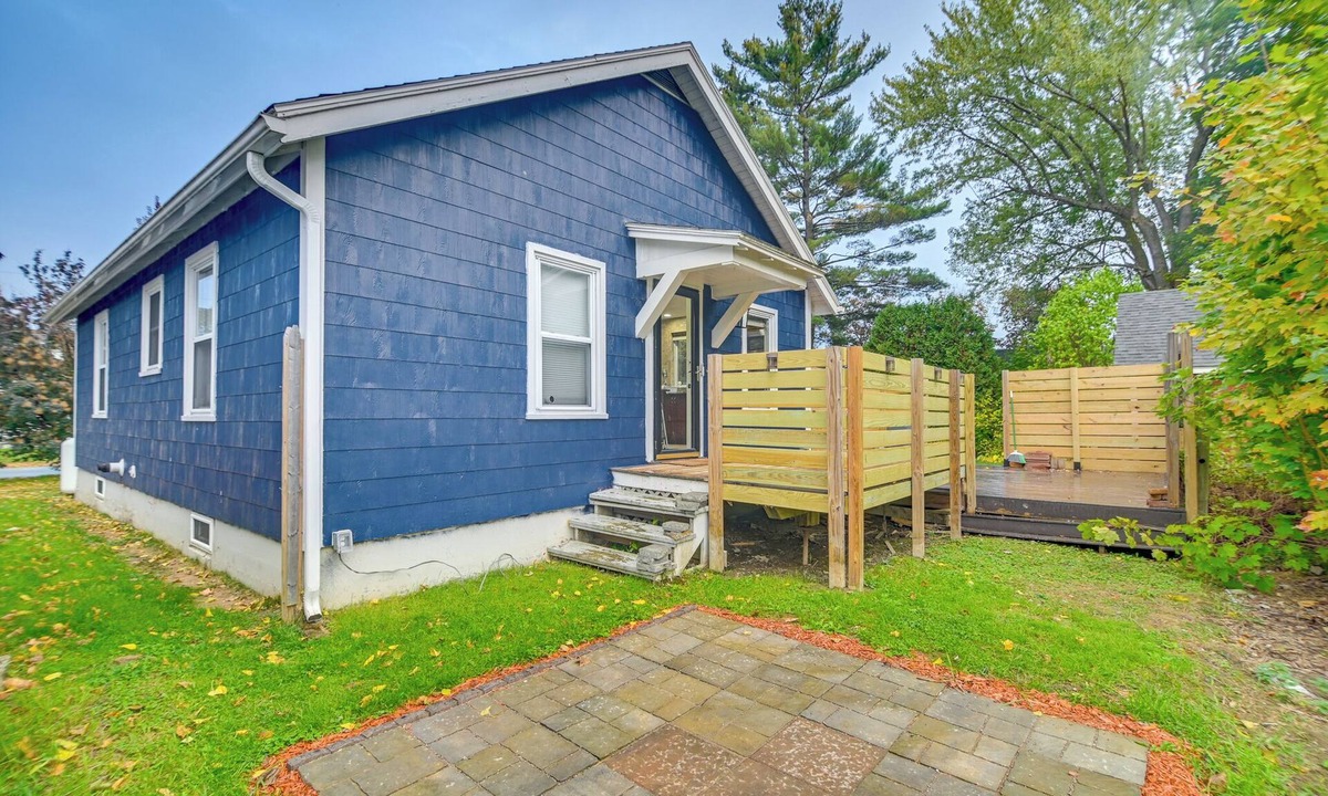 Waterville House | 2 Mi to Colby College: Peaceful Home in Waterville