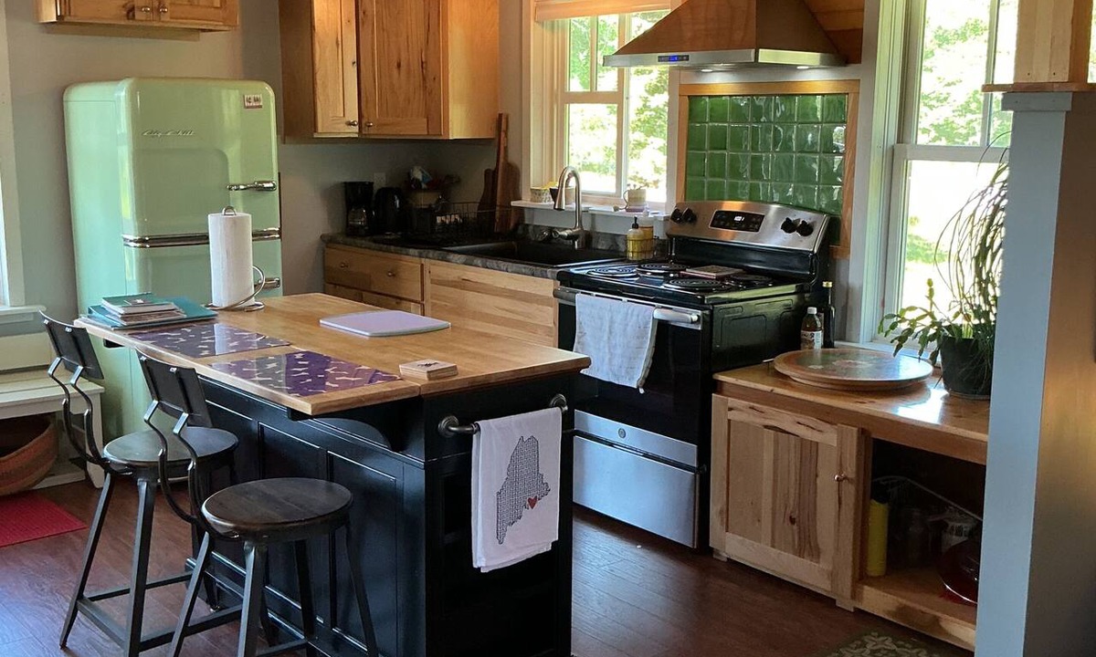 West Tremont House | 24 - Funky and charming, 'small house' in West Tremont