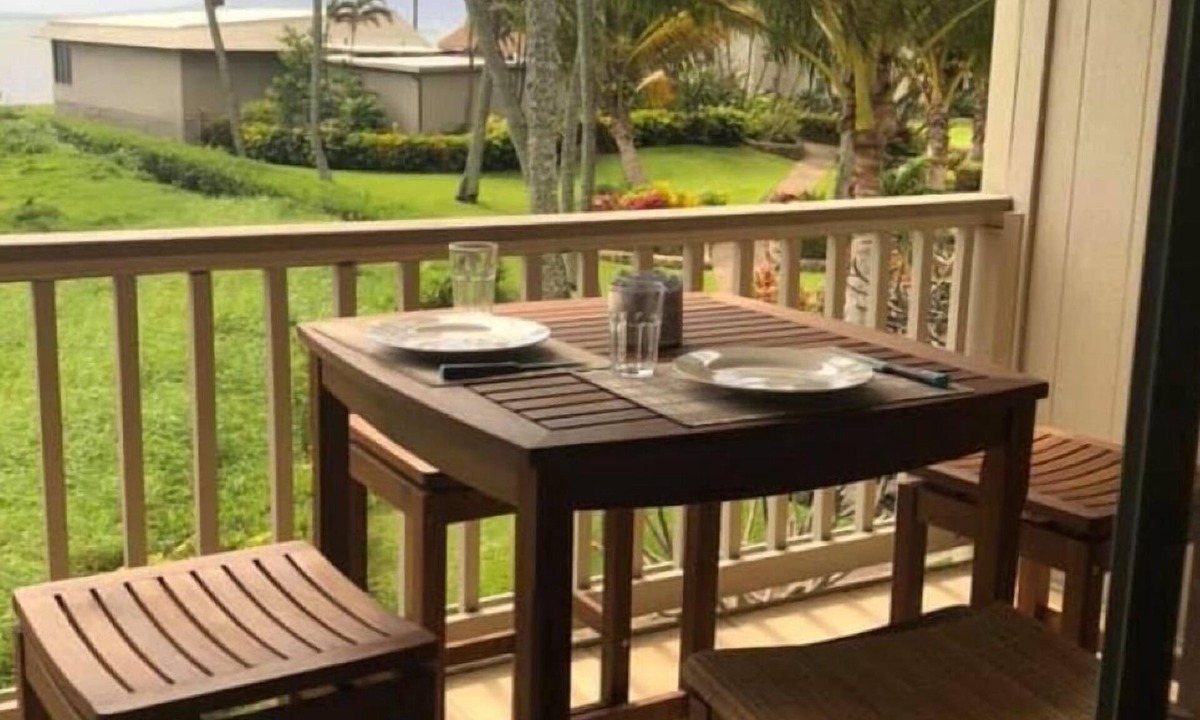 Ualapue Condo | 2BD Peace & Paradise MOLOKAI-1.5 bath/2 LANAIS w/Oceanview-Grandeur & Gorgeous!