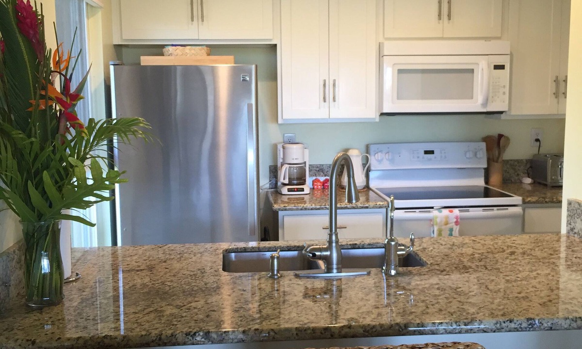 Maunaloa Condo | 2BR 2BA end unit Ke Nani Kai Molokai, HI Unit 151 - Ocean View, Remodeled
