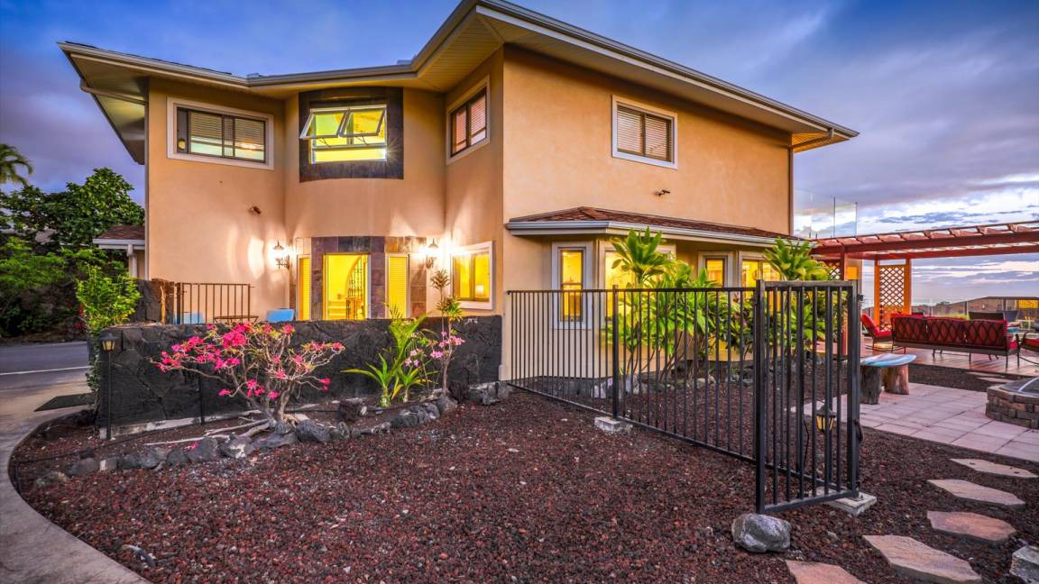 Kailua-Kona House | 332 m² House ∙ 5 bedrooms ∙ 10 guests