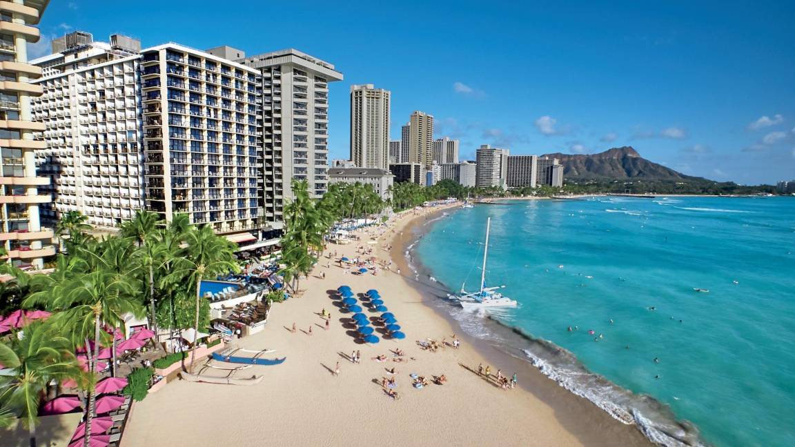 Waikiki Resort | 360 m² Resort ∙ 2 bedrooms ∙ 127 guests