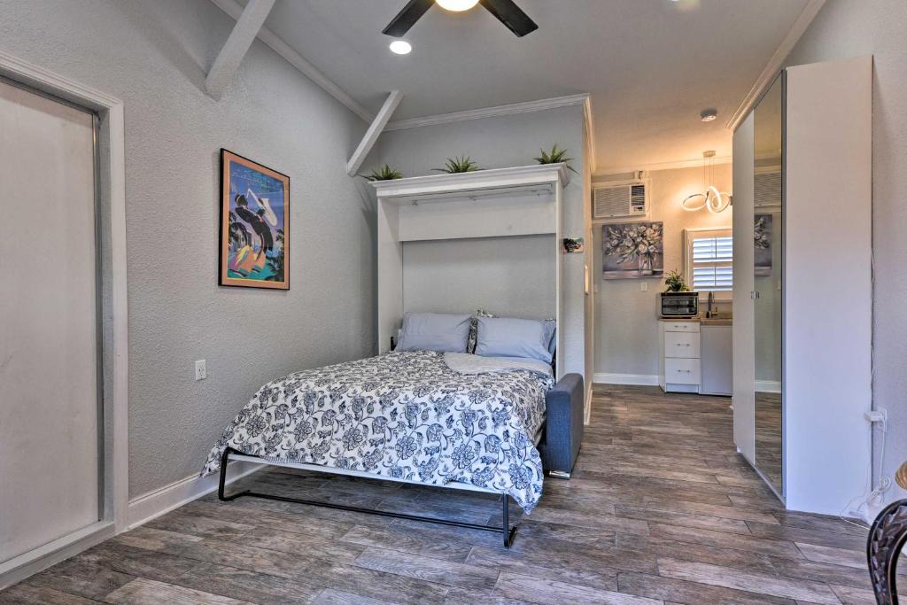 Northside Apartment | 4 Mi to JAX! Quiet, Pet-Friendly Northside Studio