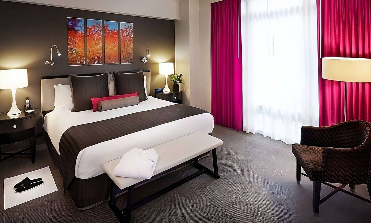 Rose Hill Hotel | 4 Pet-friendly Superior King Rooms, Rooftop Pool, at the Royalton Park Avenue!