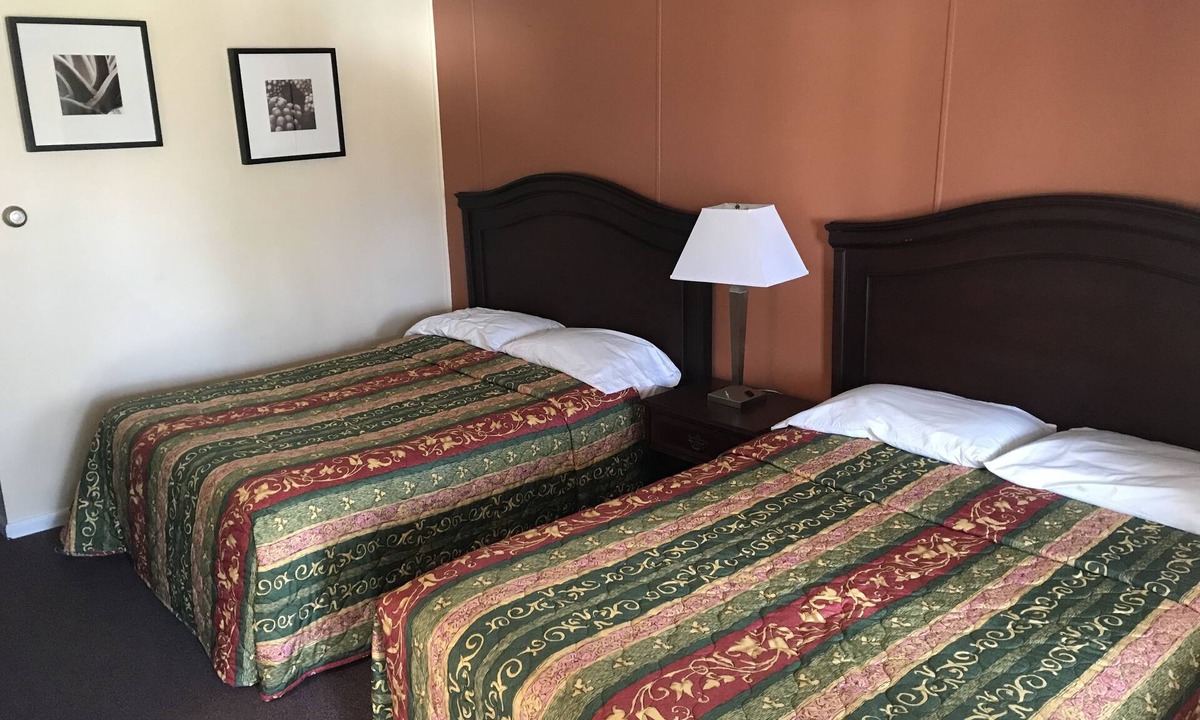 Angola Hotel | Angola Motel