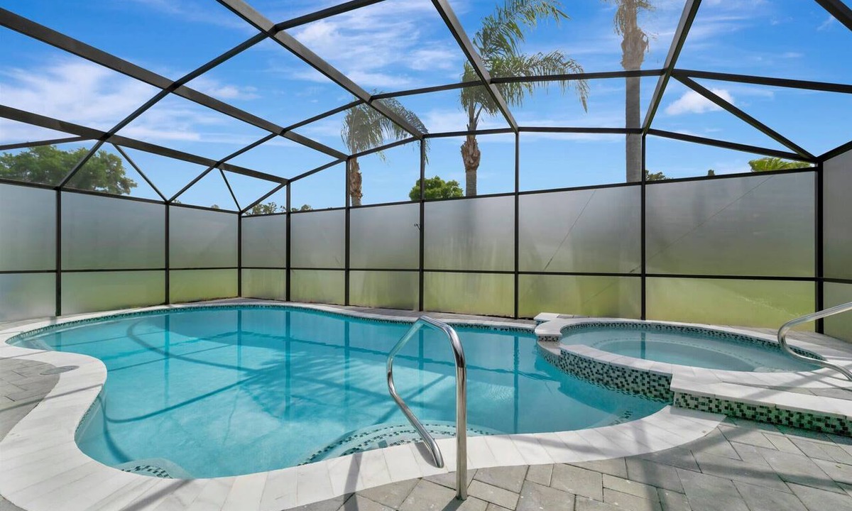 Indian Ridge House | Arcade, Heated Pool, Xbox & Hot Tub near Disney