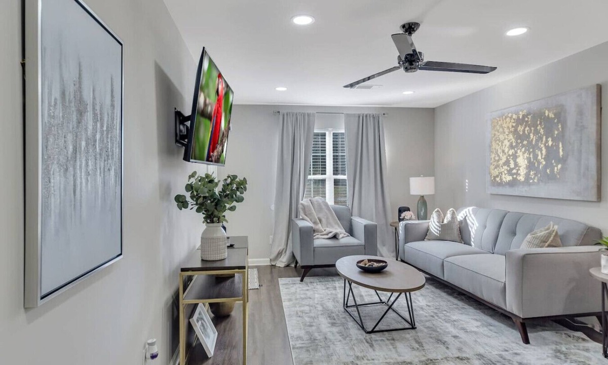 Austell Villa | ATH - Austell - 2BR - Pet Friendly (Davis)