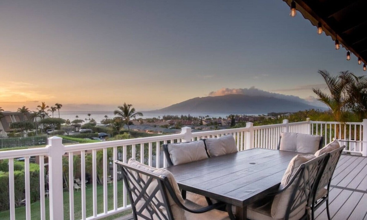 Kihei House | Beautiful Home! 4 Adults 4 Minors w/Stunning Ocean Views!