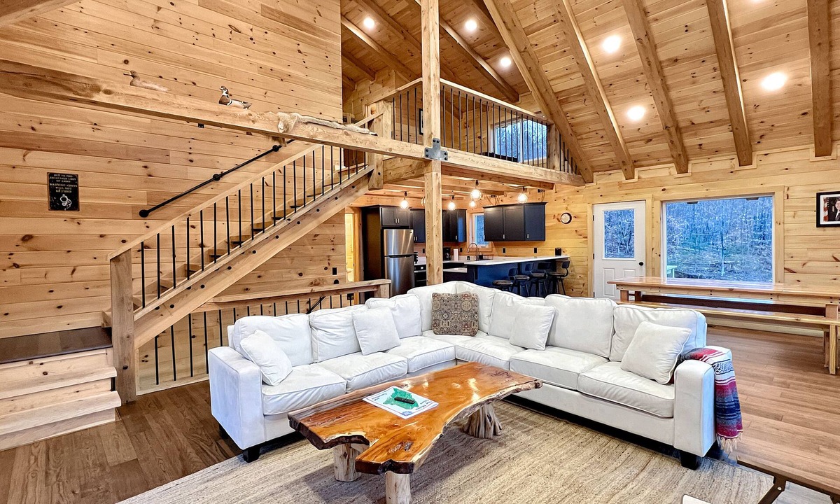 Greenville Cabin | Black Bear Lodge (Direct Access to the ATV and Snowmobile Trails!)
