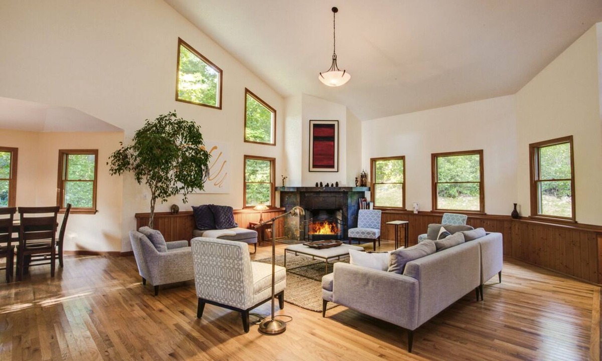 Fairview House | Blackberry Lodge | Near Asheville · Hot Tub · Game Room · Fire Pit