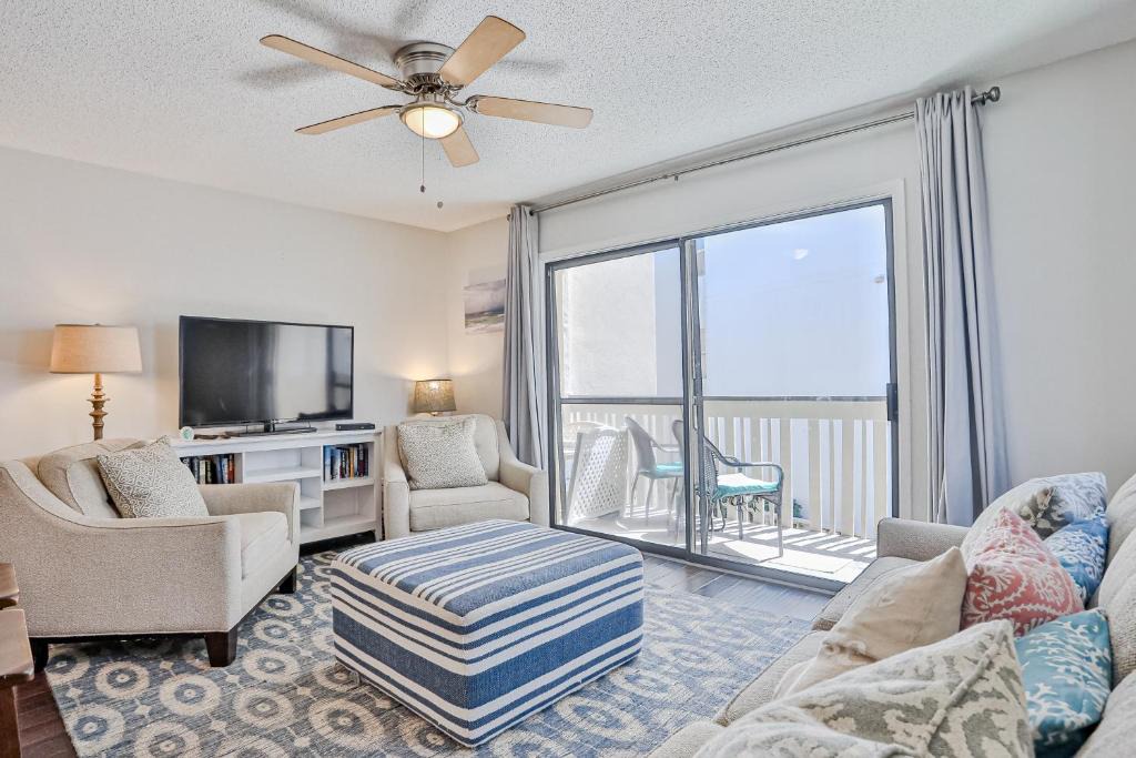 Seagrove Beach House | Blue Breeze