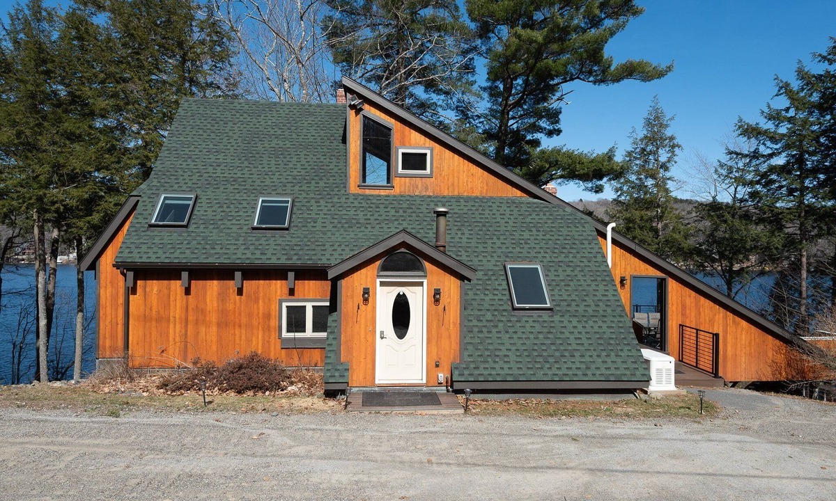 Lucerne-in-Maine House | Camp Rosalie - Spacious 5-bedroom house with WiFi, AC on Lucerne/Phillips Lake