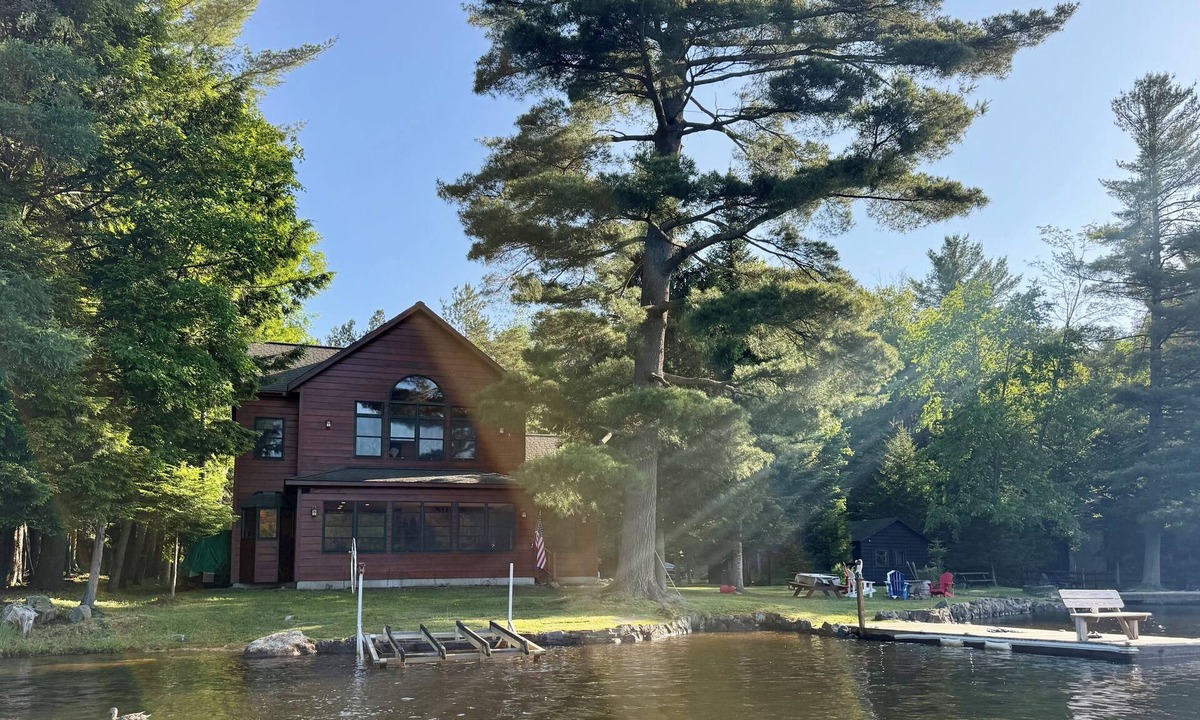 Town of Webb House | Casa Verde: Waterfront 5BR Retreat with 2 Living Areas & Fire Pit!
