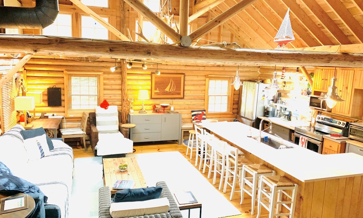 Boothbay Harbor Cabin | Charming and Modern Log Cabin near the Ocean. Level II EV Charging on site!