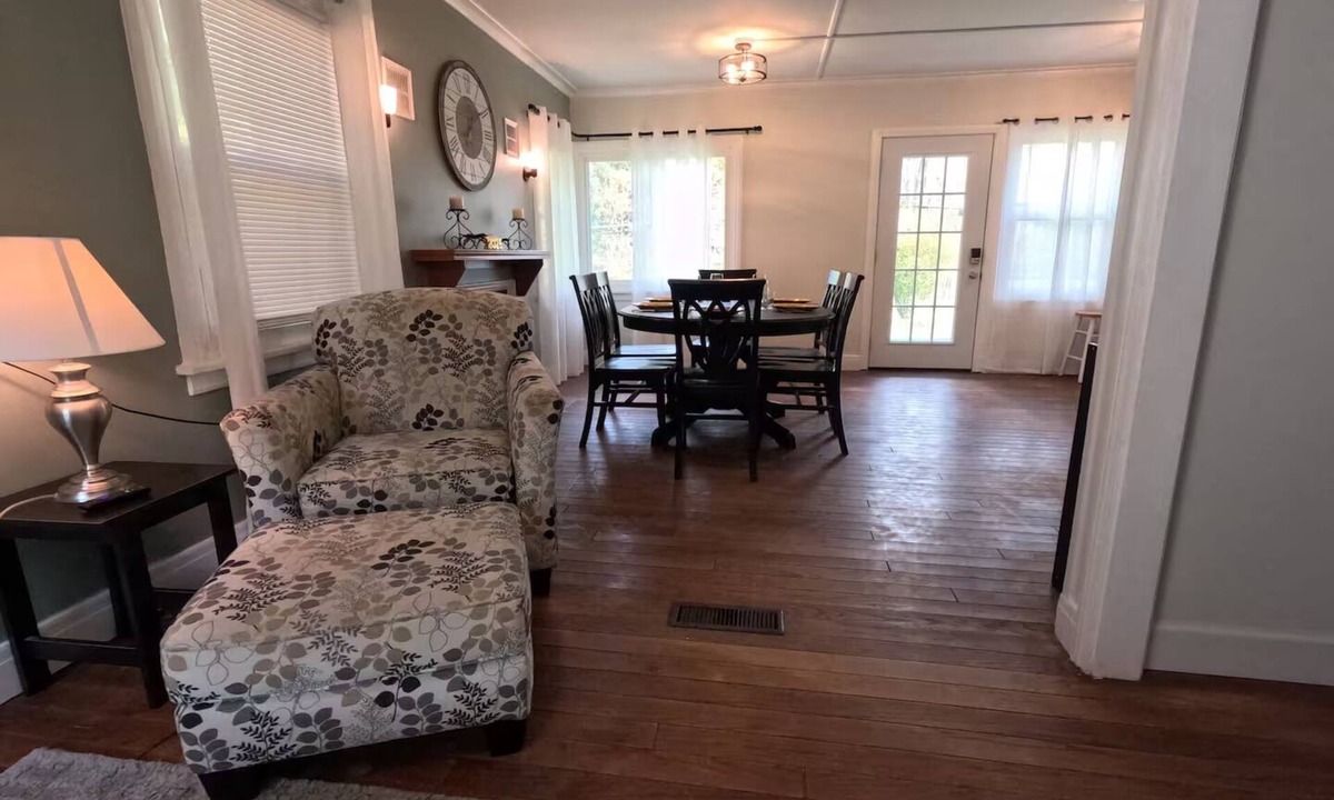 Ithaca House | Charming house near Cornell, Ithaca College, state parks. Pet friendly!