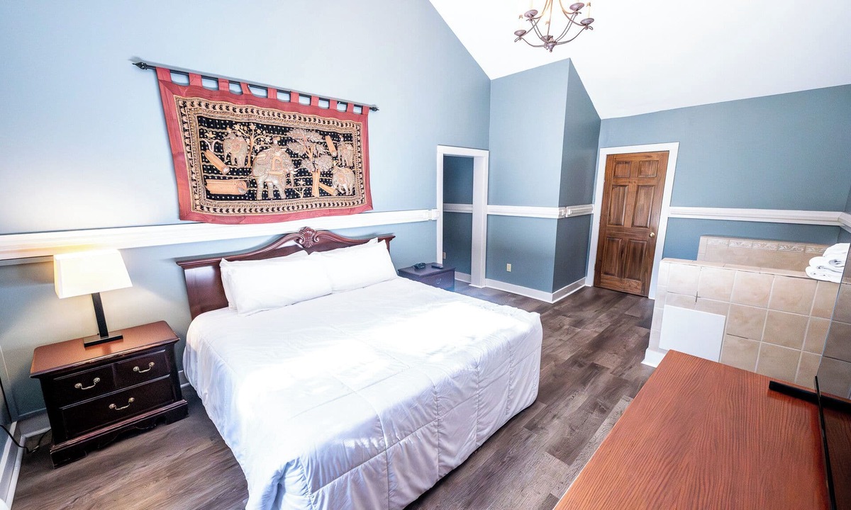 Shawnee On Delaware Hotel | Charming Room Near Delaware River – Great for Relaxation & Outdoor Adventure