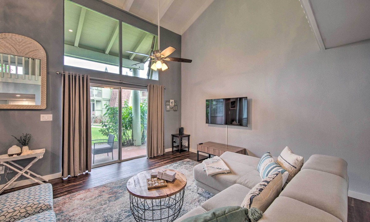 Princeville Condo | ‘Coastal Escape’ Condo w/Pool, Near Beaches!