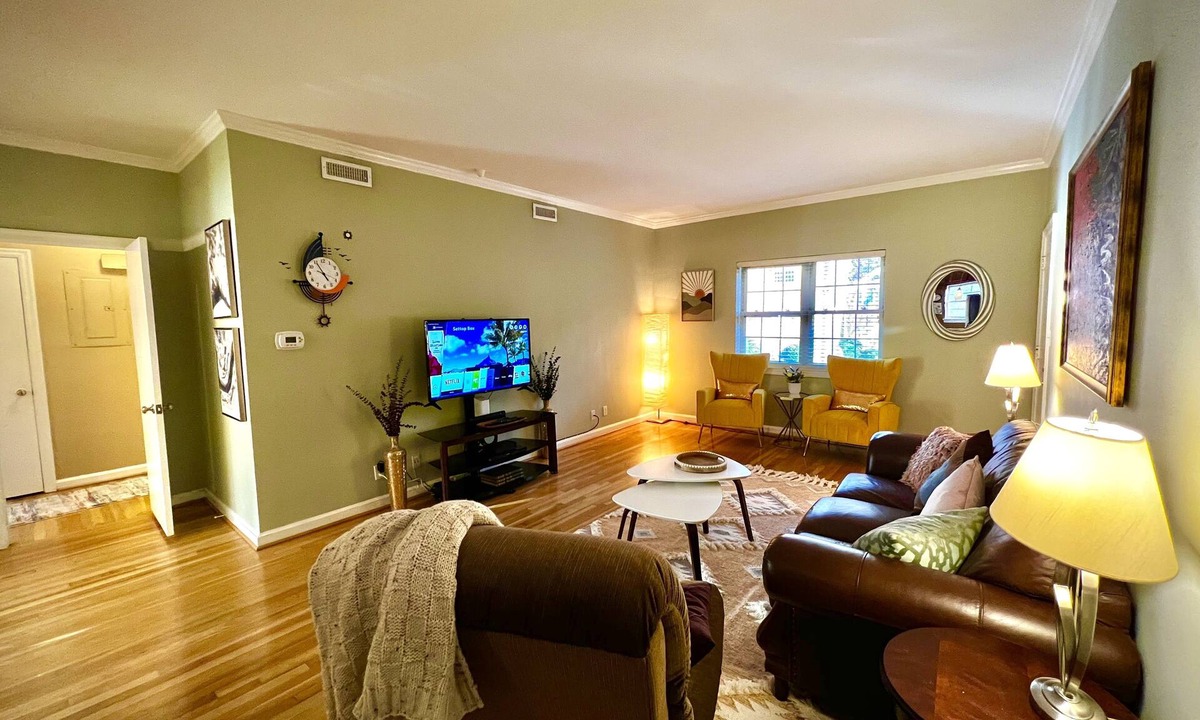 Garden Hills Condo | 💖Cozy n Serene Buckhead Condo✨ - Where Affordability Meets Comfort 😌