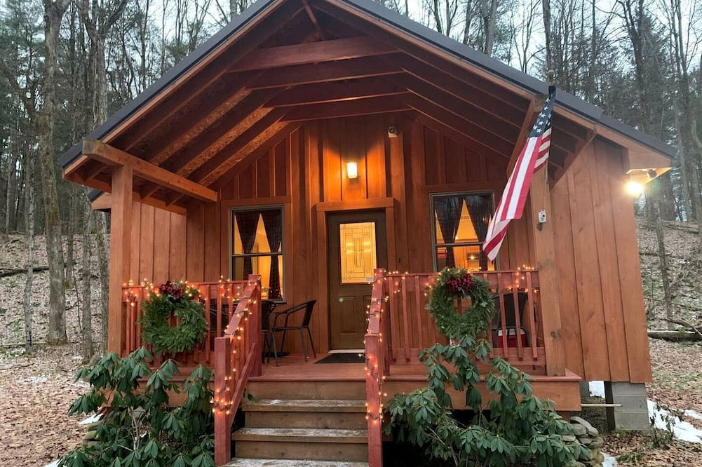 Richland Cabin | Cozy Three-Bedroom Cabin Near The Salmon River in Altmar, New York