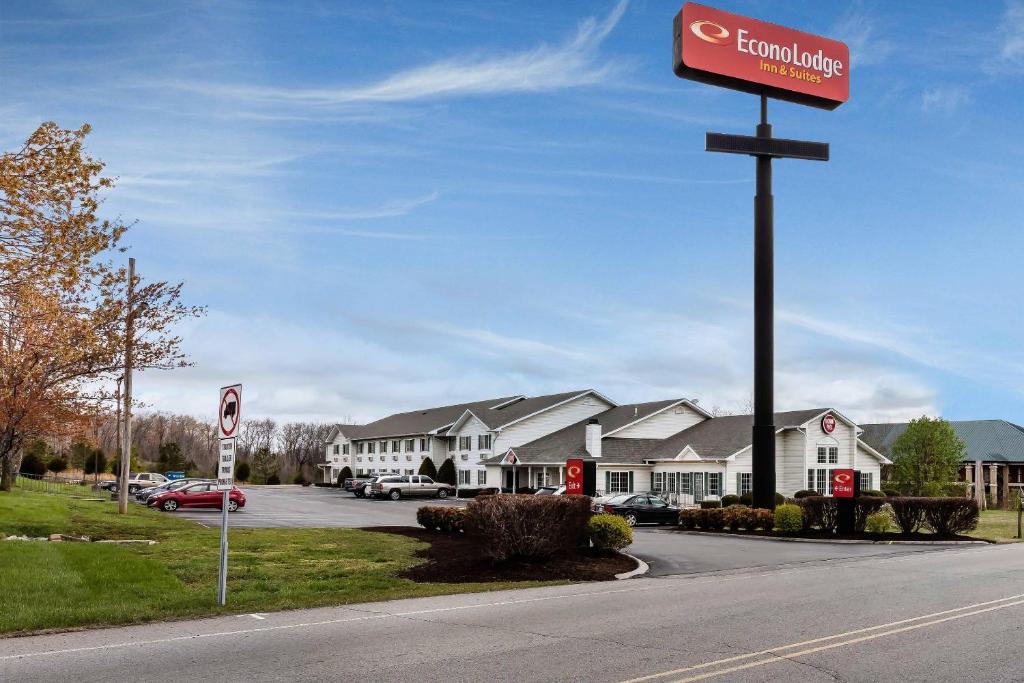 Dickson Hotel | Econo Lodge Inn & Suites Dickson