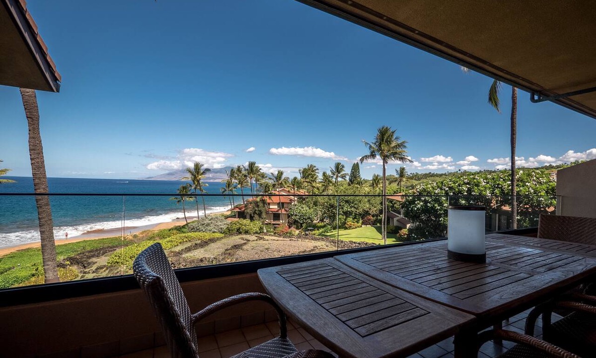Wailea Condo | Elegant 2-bedroom condo at Makena Surf, #C-205, with beach access in beautiful Maui.