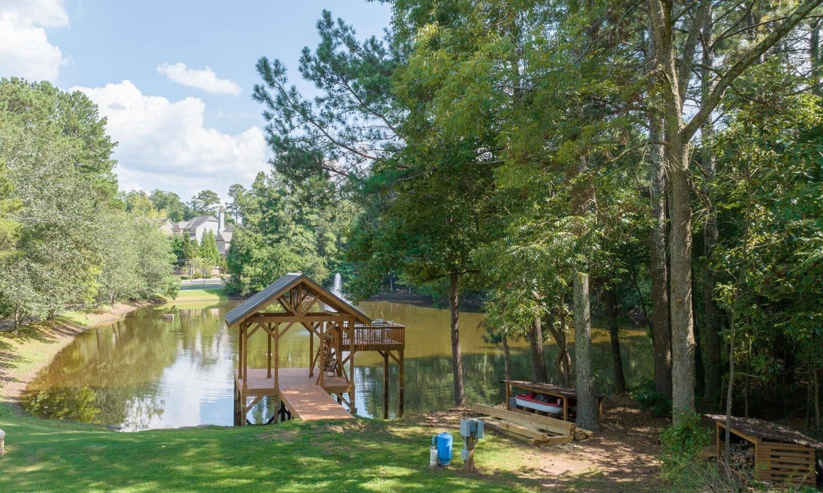 Marietta House | Experience the Private Pond & Dock |Relax by the Fire |Raving Reviews at Blackjack Acres|Truist Park