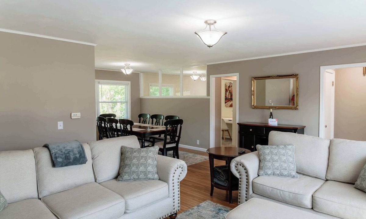 Geneva House | Family-Friendly Retreat w/BBQ near HWS