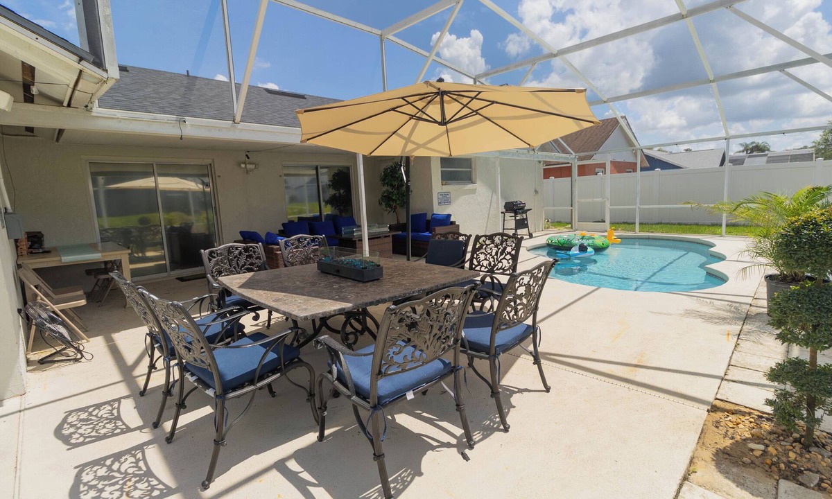 Indian Ridge House | Family Oasis: Pool 🌊‍♂️, Movie Theater 🎥, Spa, near Disney🎢