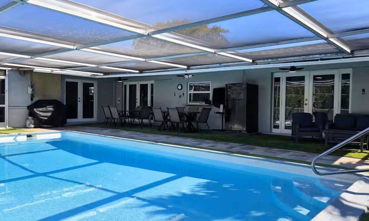 Hollywood Hills House | Family Retreat w/Dual Masters - Screened Pool, Media Game Room & Beach 6 Miles