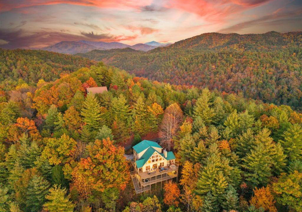 Townsend House | Firefly Ridge MTN View Hot Tub Theater GAMES