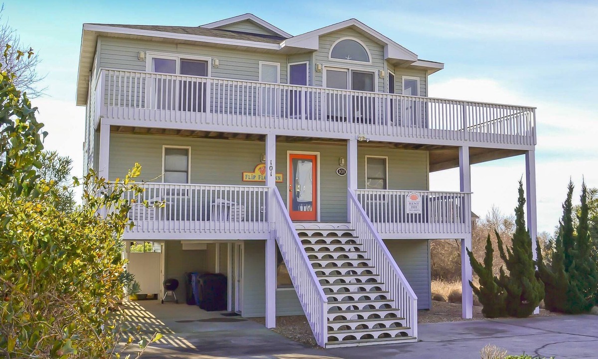 Carolina Dunes House | Flip Flop Inn - Duck, Carolina Dunes, 440 Yds to Beach, Sound View, Courtyard, Pool, Hot Tub