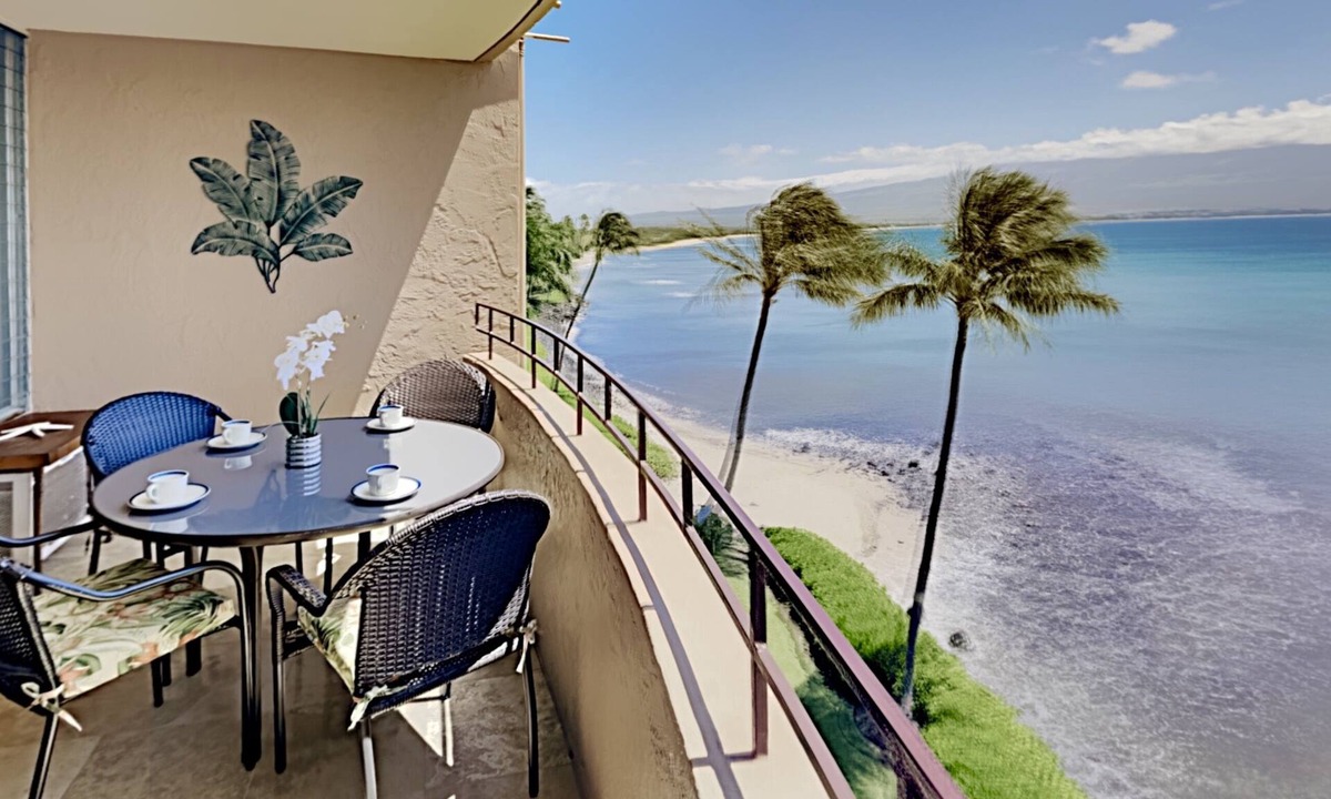 Maalaea Condo | GORGEOUS Oceanfront/Ocean View*FULLY Remodeled!