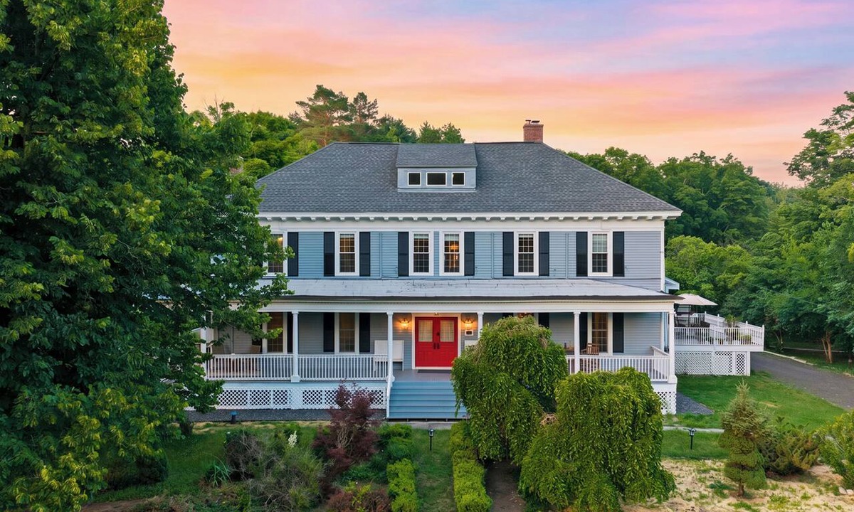 Oak Hill House | Grand Catskills Retreat Lake Views + Near Hudson | Sleeps 18 | The Nightingale