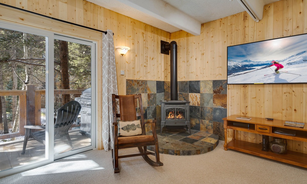 Warrior's Mark Condo | Great Location, walk to the Slopes and Downtown