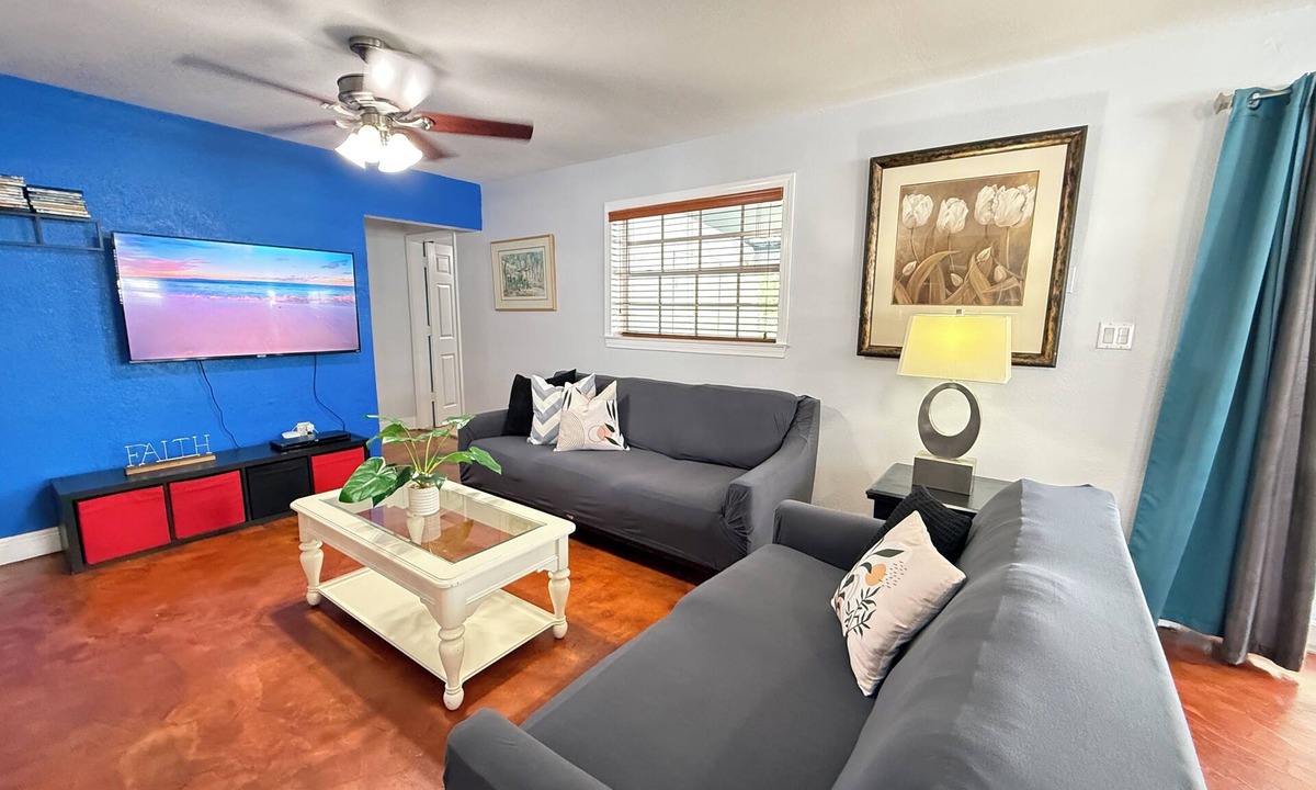 Westchester House | HOME AWAY FROM HOME Near Airport and Malls and Highways