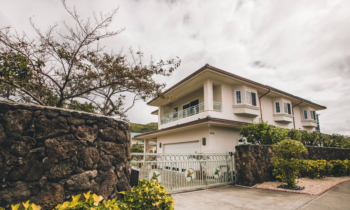 Portlock House | Home of Aloha, 5 Bedrooms/4 Baths, Sleeps 14