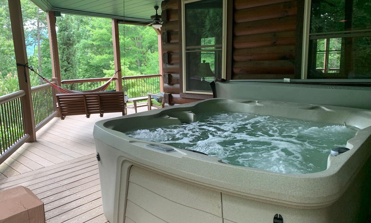 Sunset Cove House | Hot Tub, Fire Pit, Great Decks and More! - Buffalo Lodge by Carolina Properties