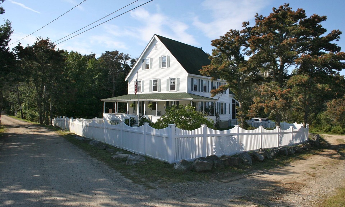 Phippsburg House | Ideal Beach House for Large Families, Pet Friendly