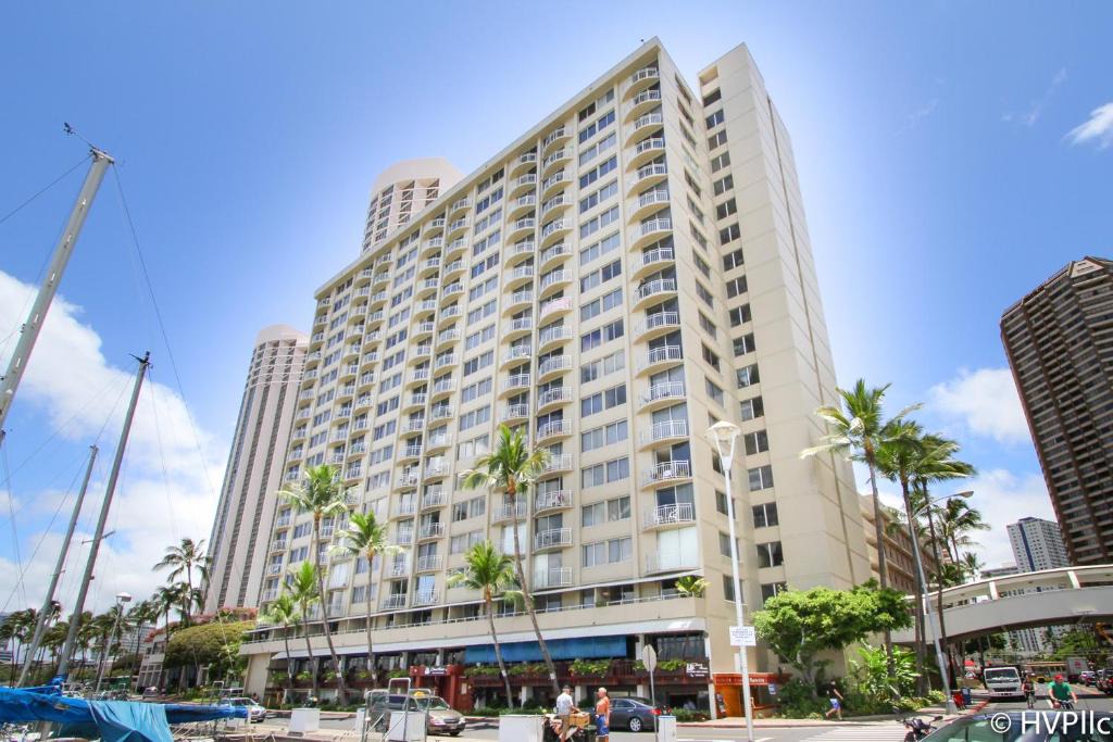 Waikiki Apartment | Ilikai Marina 987 City View Studio