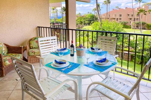 Kihei House | Kamaole Sands 6-303 - Courtyard and Ocean Views