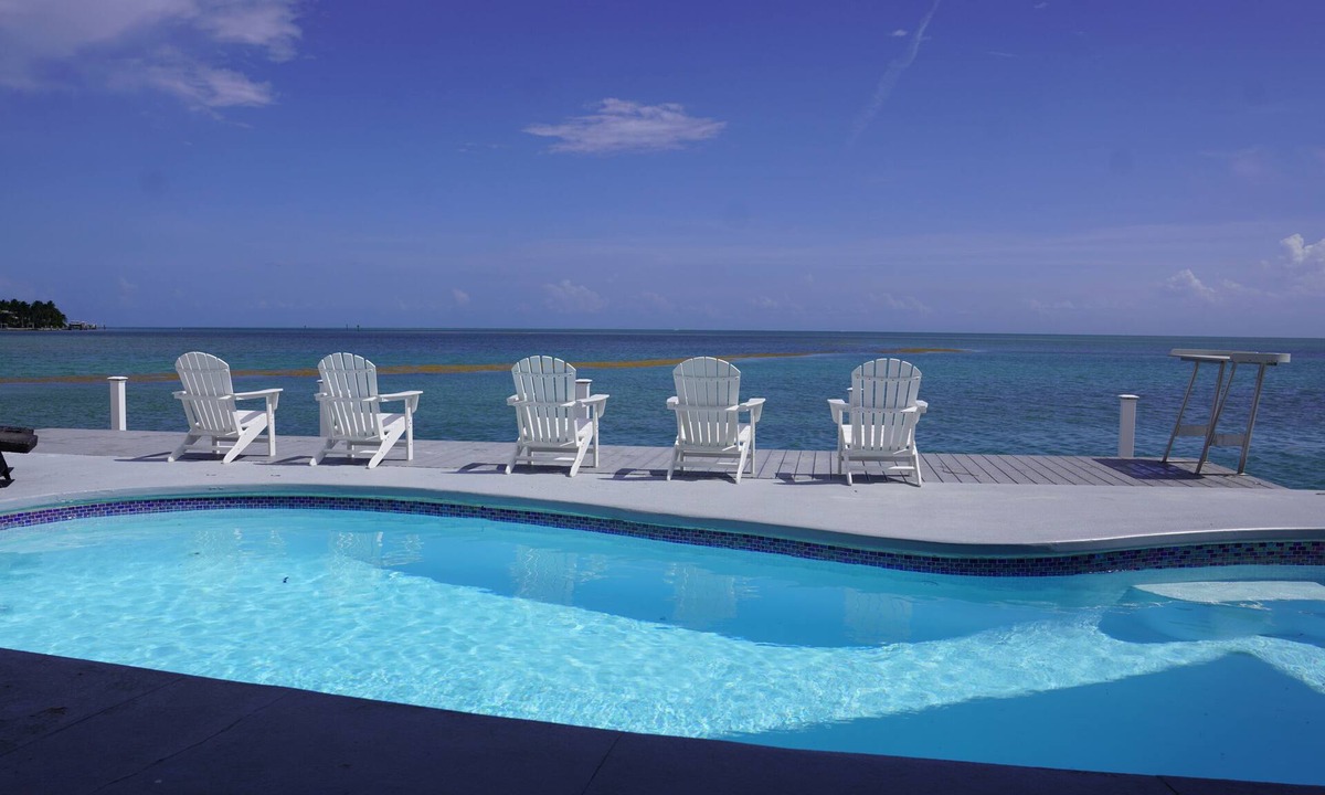 Little Venice House | Keys Oceanfront Oasis 4BR, 3.5 Bath Pool Home in Marathon. Amazing views