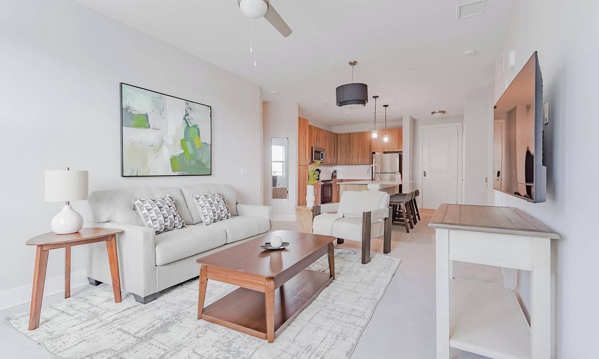 Interchange Square Apartment | Landing | Stylish 2BD, Gym, Pool