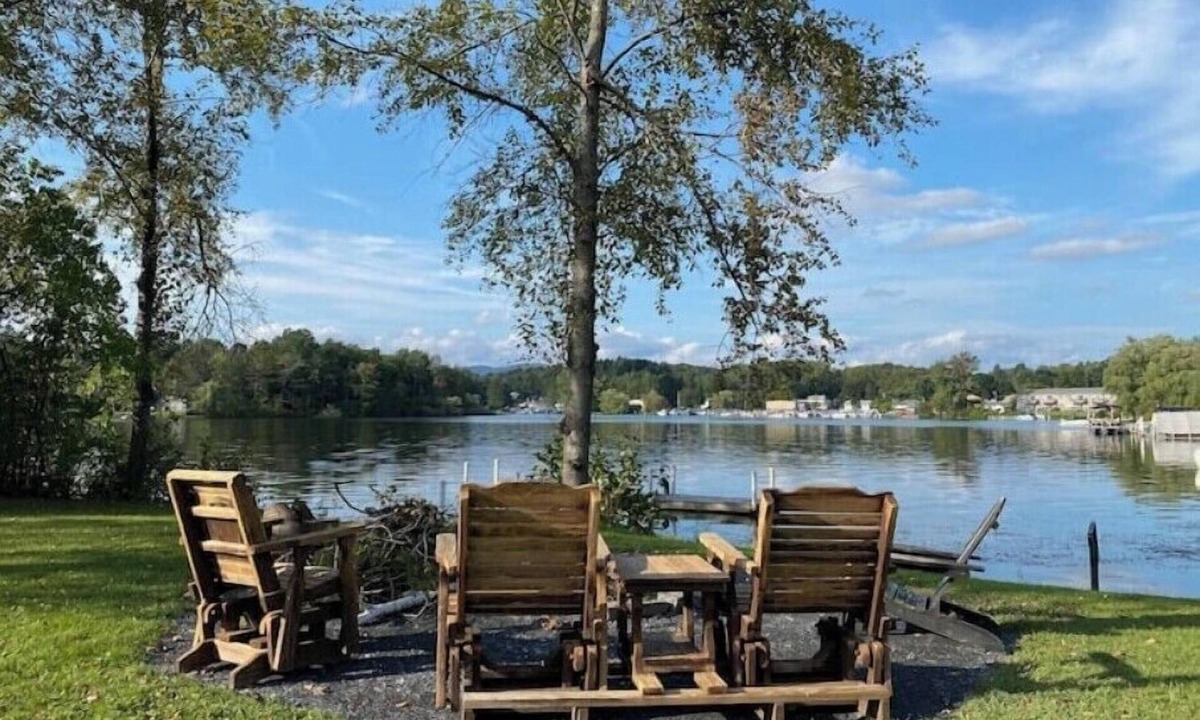 Pittsfield House | Large, comfortable house and yard located on a beautiful lake.