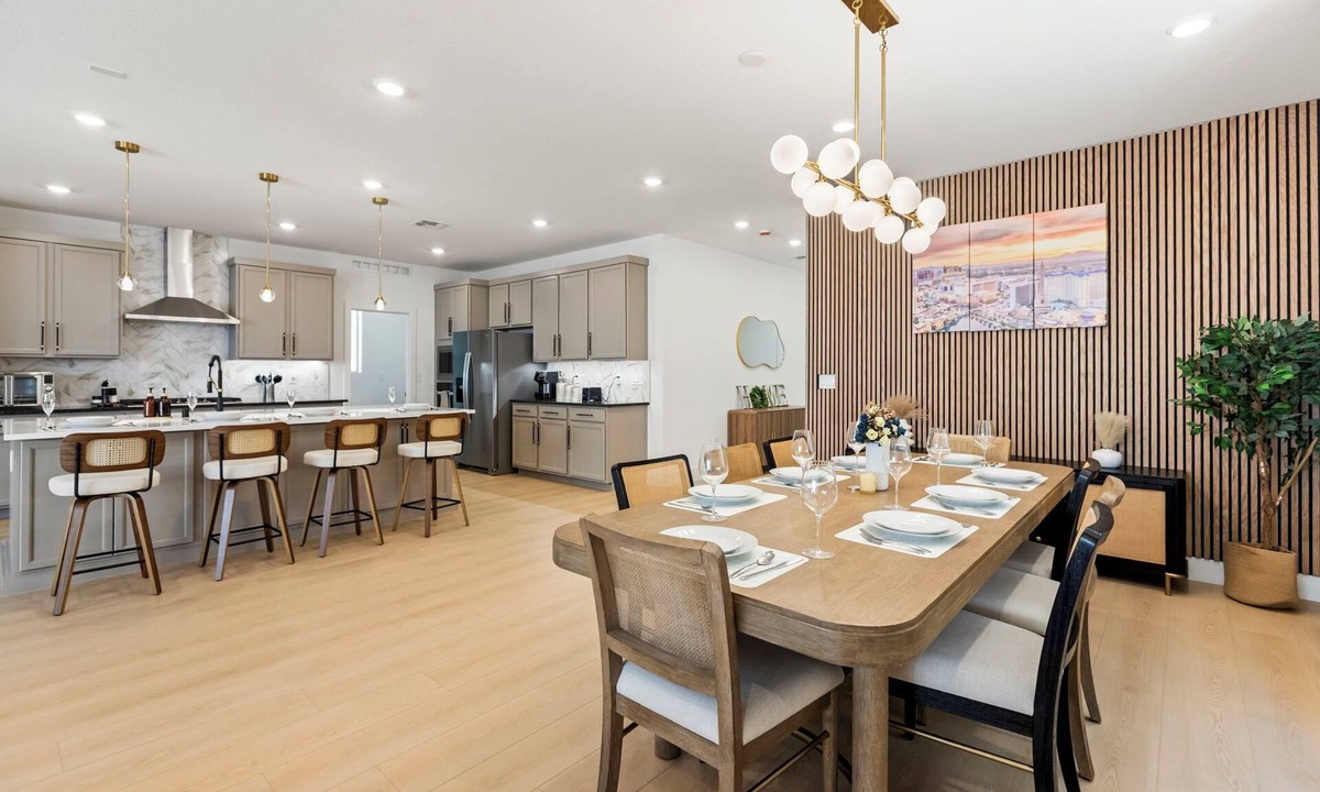 Enterprise House | Las Vegas Luxe Retreat, Game Loft, Putting Green, Sleeps 12