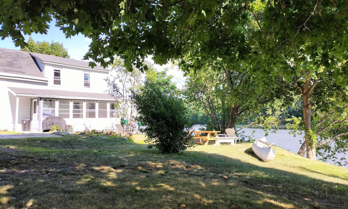 Fairfield Cottage | Lovely Historic Waterfront Home on Kennebec River, by Month, or weeks in Summer