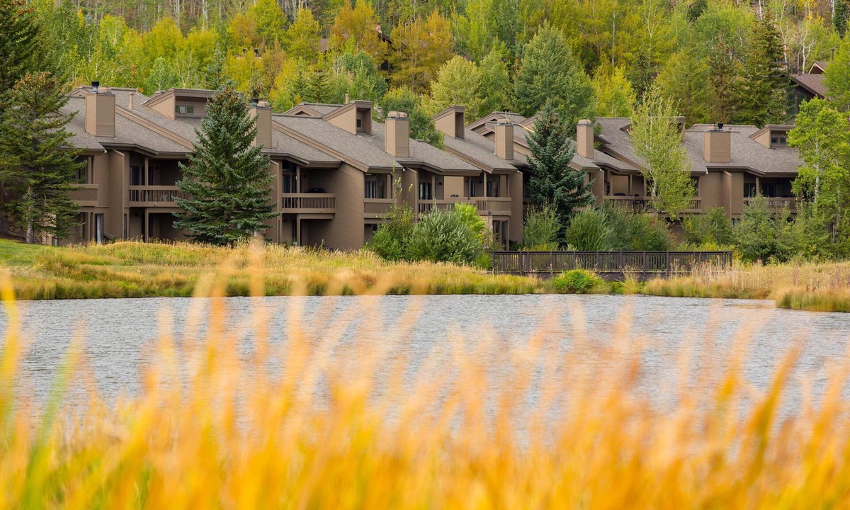 Deer Valley House | Luxe home with Modern Design, Chef