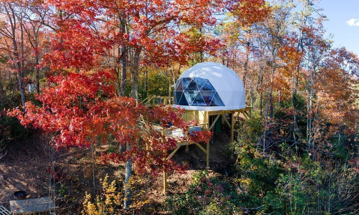 Balsam Grove Cabin | Luxury Geodome with Sauna, Hot Tub & Mountain Views near Pisgah National Forest, North Carolina