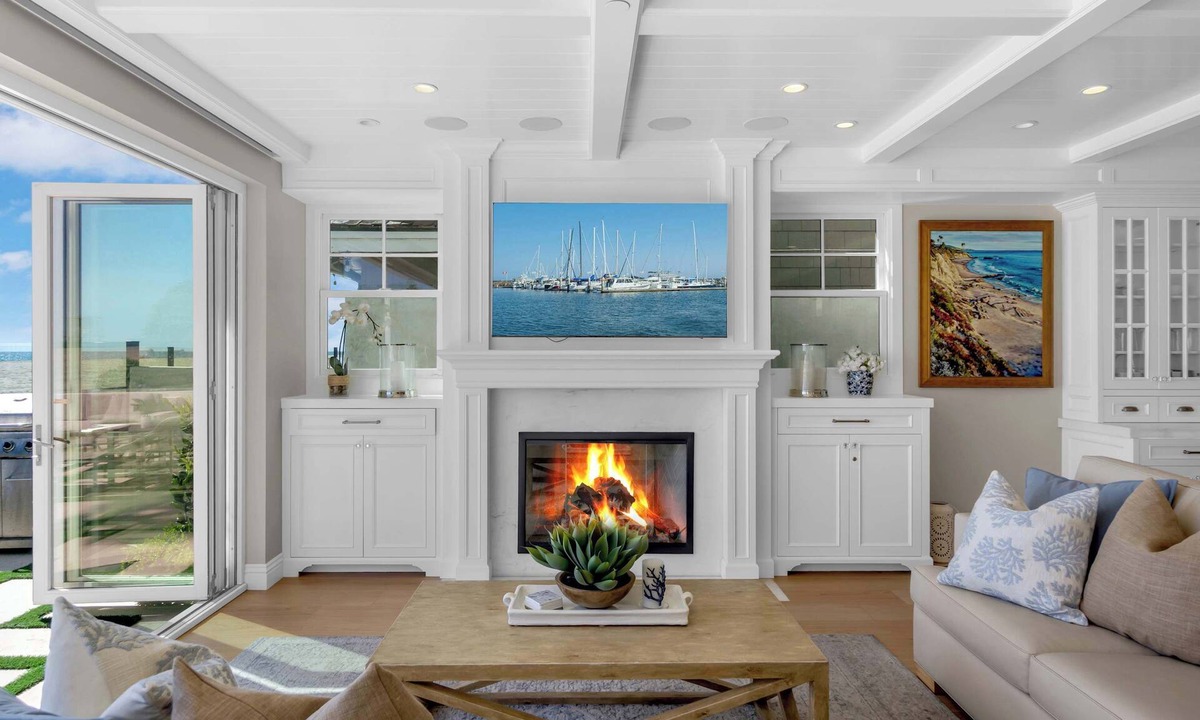 Santa Ana Heights House | Luxury Newport Beach House with Rooftop Sunset Deck w/Hot Tub and Game Room