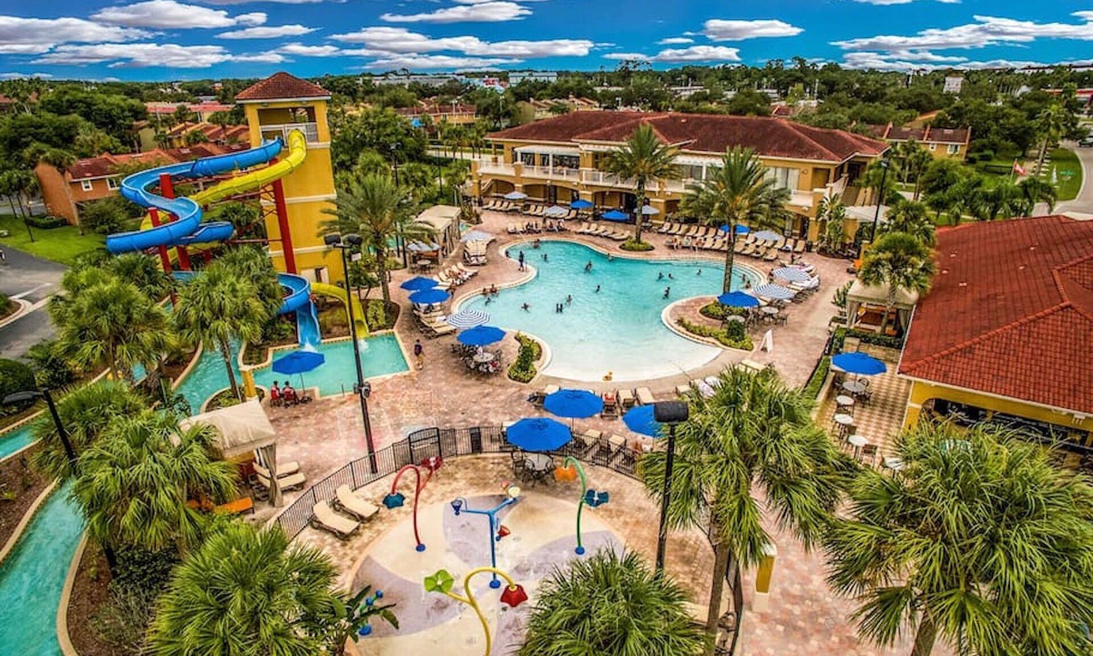 Kissimmee House | Luxury Townhouse Waterpark Lazy River Pools 10 Min to Disney