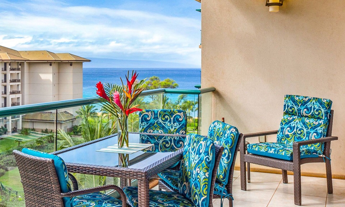 Kaanapali Condo | Maui Resort Rentals: Honua Kai Hokulani 618 - 6th Floor 1BR w/Partial Ocean & Mountain Views